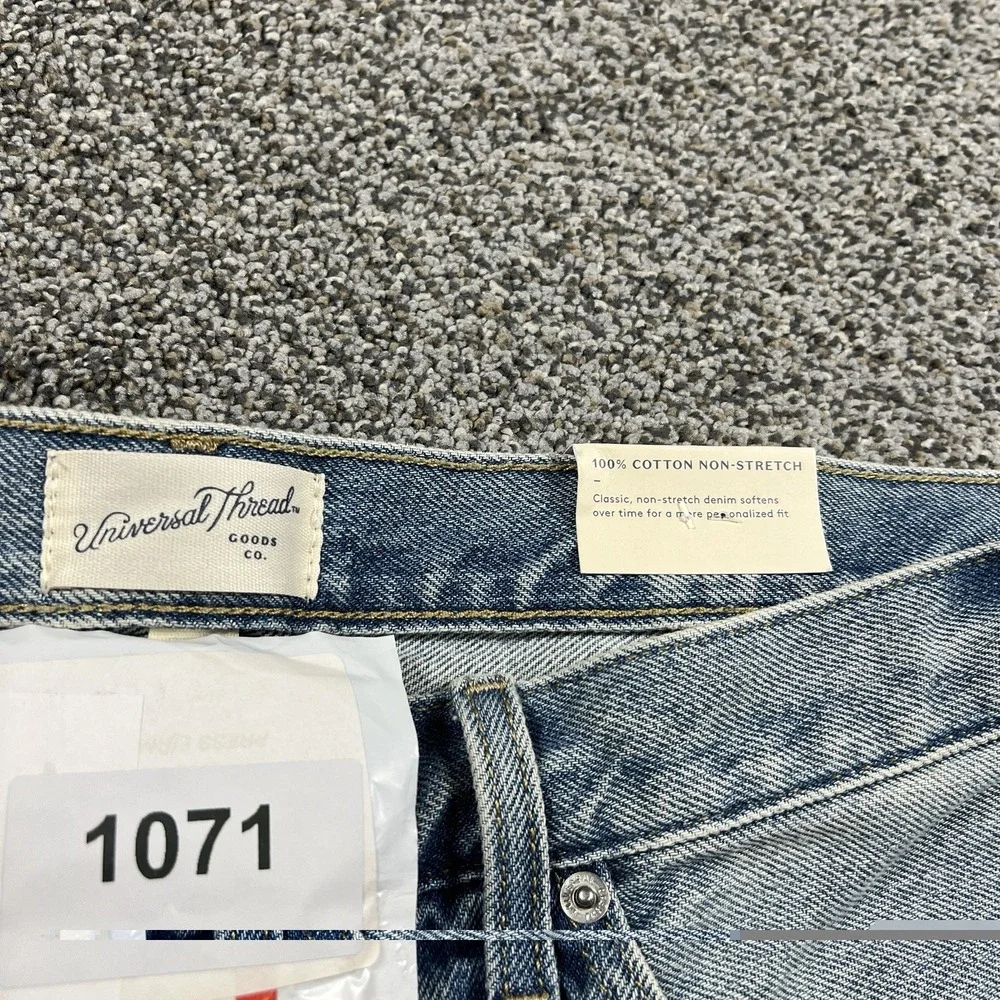 Universal Thread Jeans‎ Womens 16 Blue 90s Baggy Straight Light Wash Denim - Picture 12 of 12